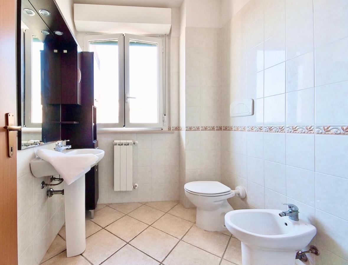 Isa-Apartments 4 Beds In Residence With Swimming-Pool In San Vincenzo, Just 600 Meters From The Sea Εξωτερικό φωτογραφία