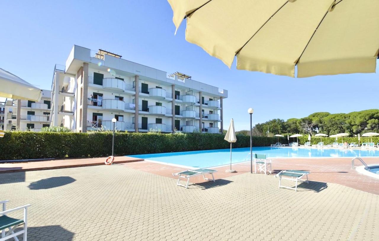 Isa-Apartments 4 Beds In Residence With Swimming-Pool In San Vincenzo, Just 600 Meters From The Sea Εξωτερικό φωτογραφία